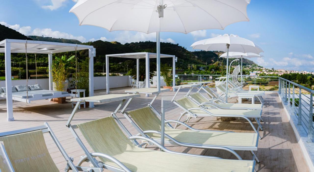 Residence Porto Ulisse Parghelia Eksteriør bilde