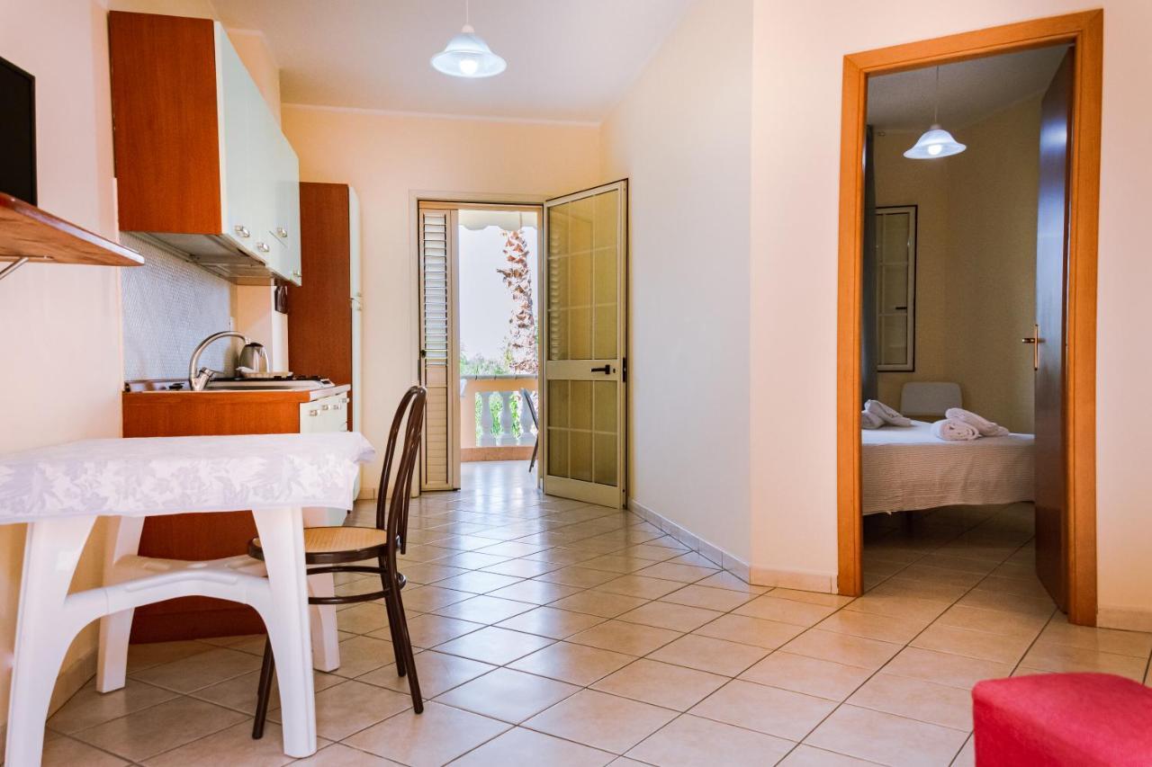Residence Porto Ulisse Parghelia Eksteriør bilde